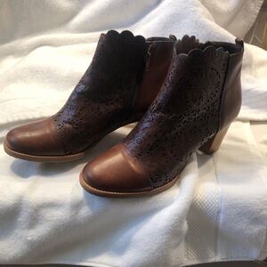 Brighton Glory Boots